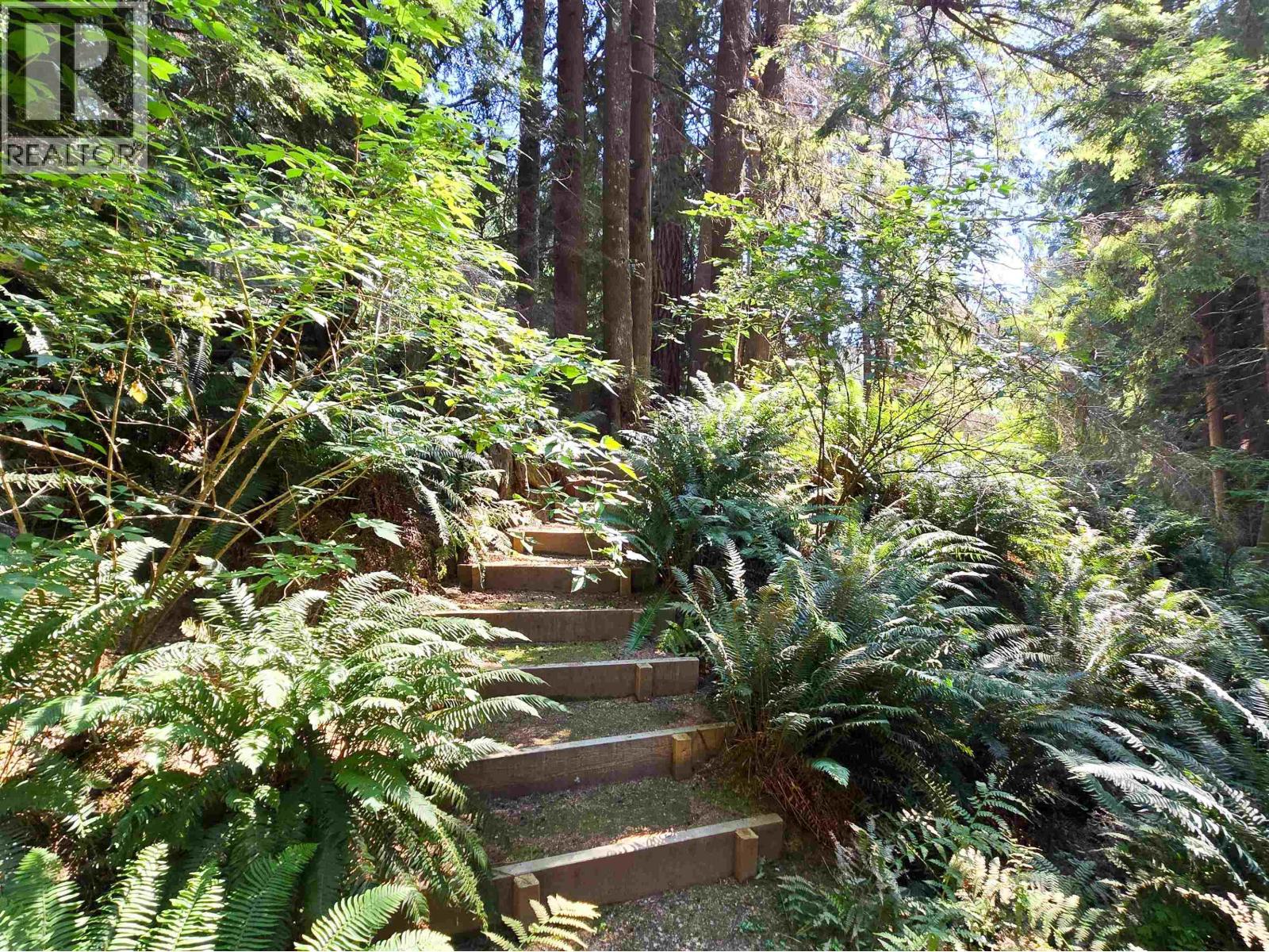 793 ANDY'S BAY ROAD, Gambier Island