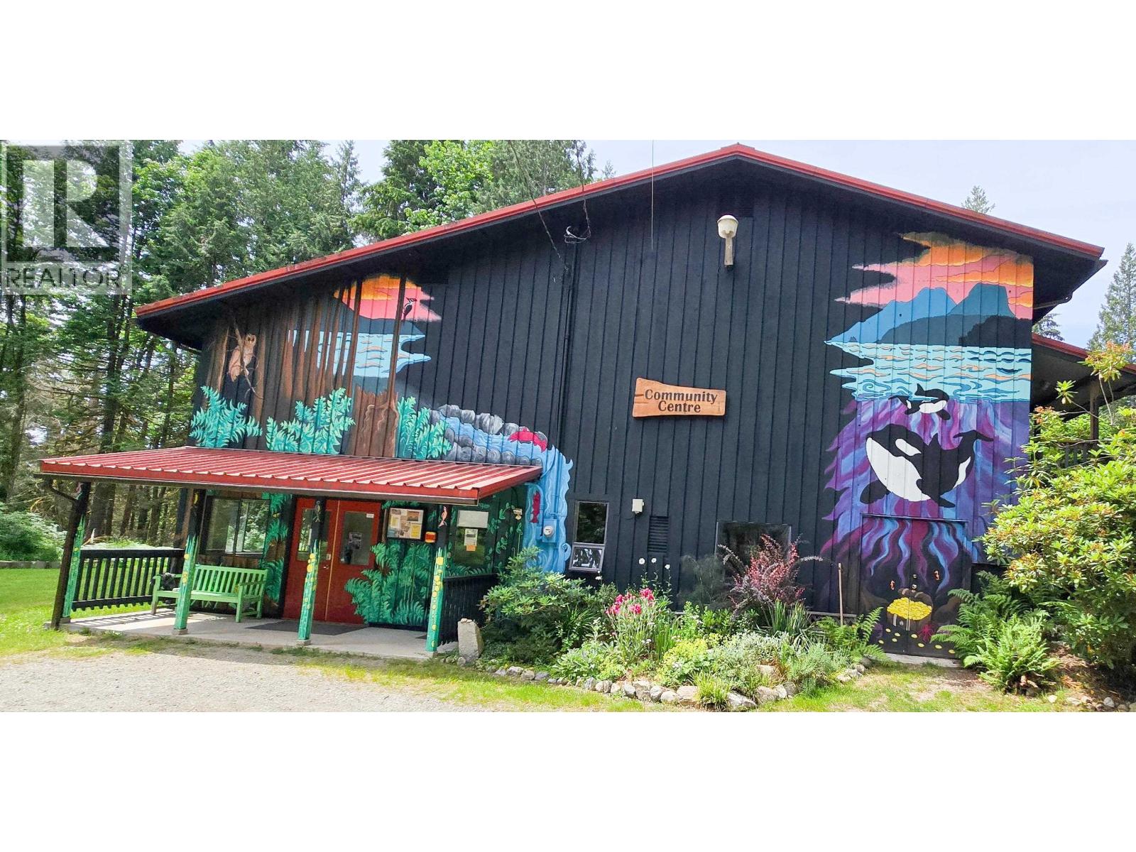 793 ANDY'S BAY ROAD, Gambier Island