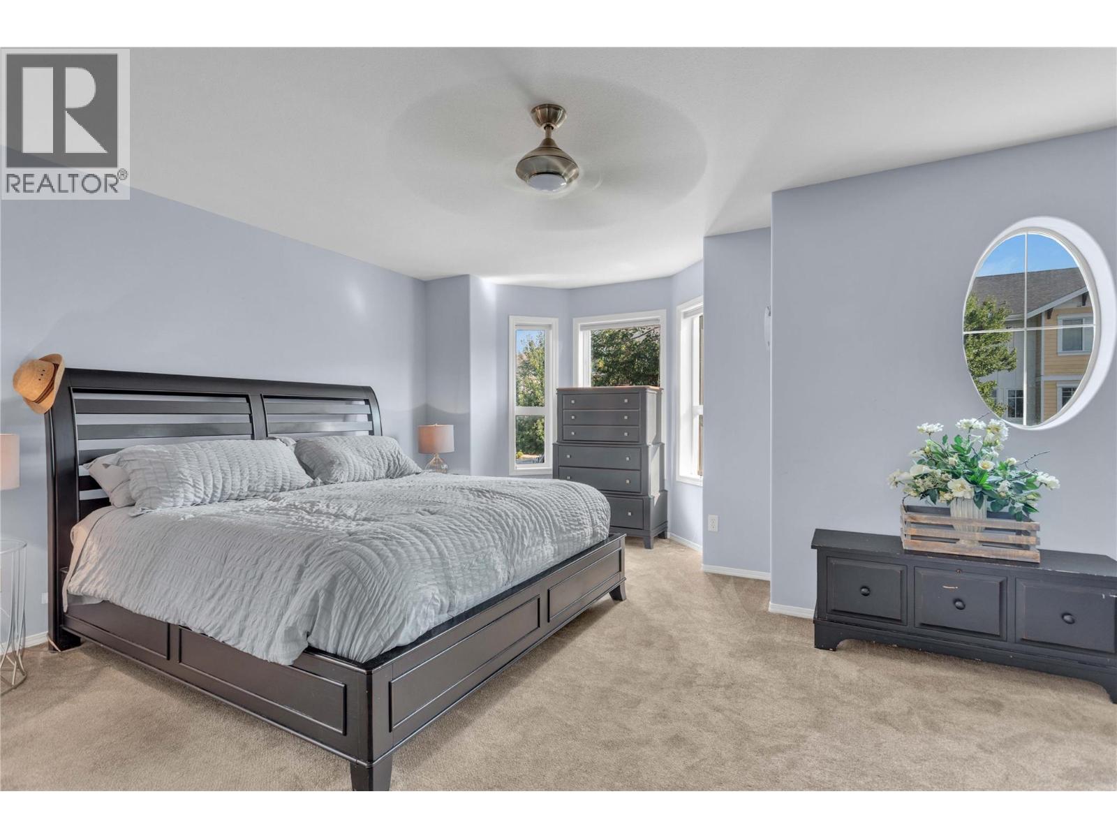  430 McCarren Avenue, Kelowna