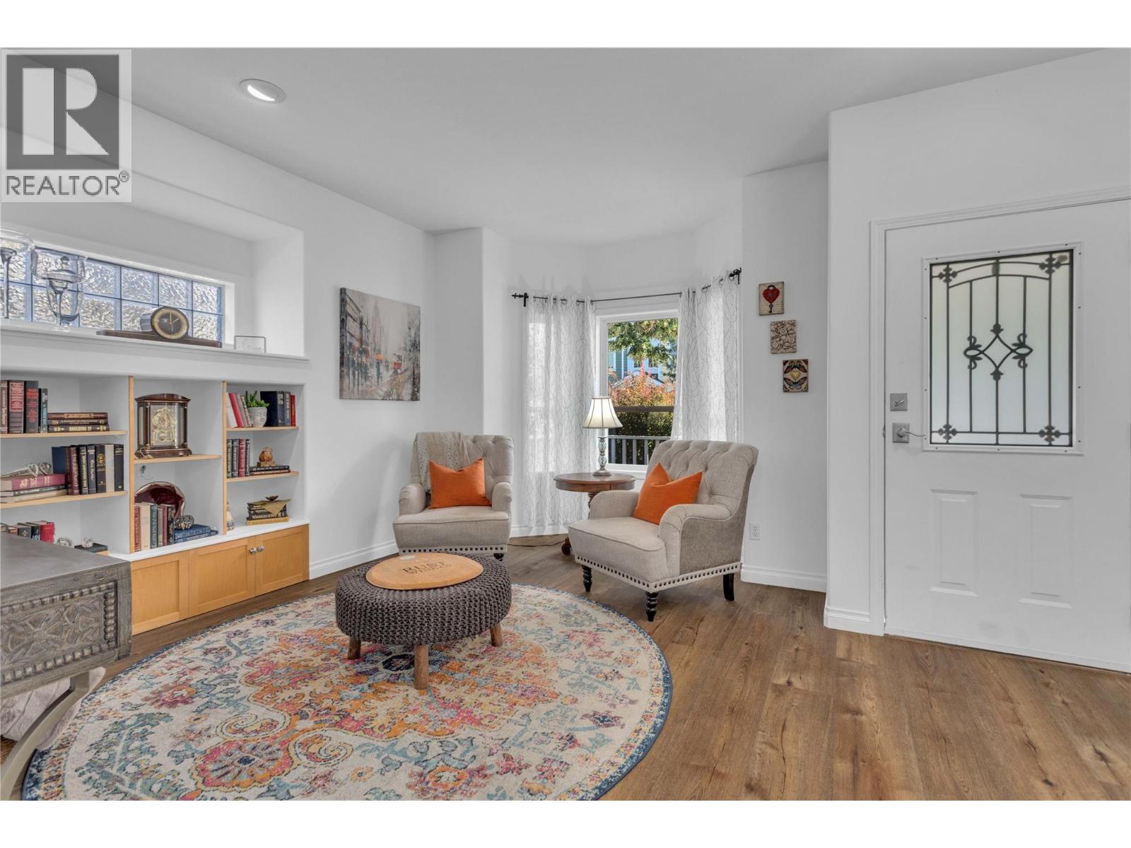  430 McCarren Avenue, Kelowna