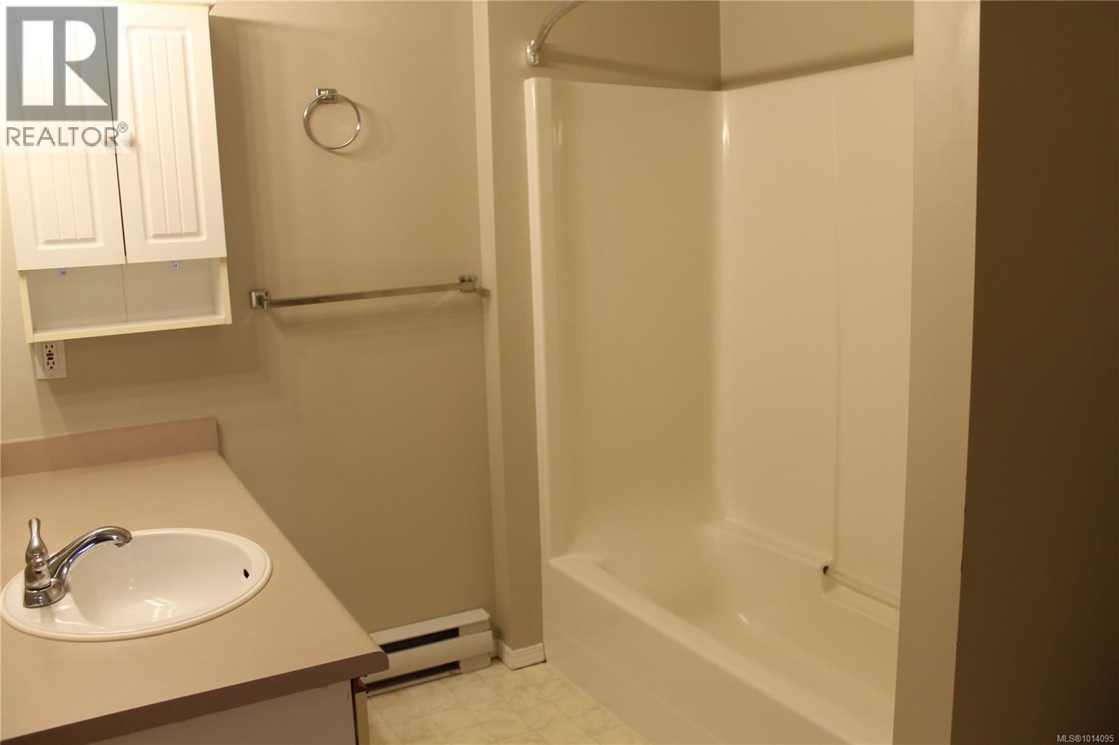 308 671 Trunk Rd, Duncan