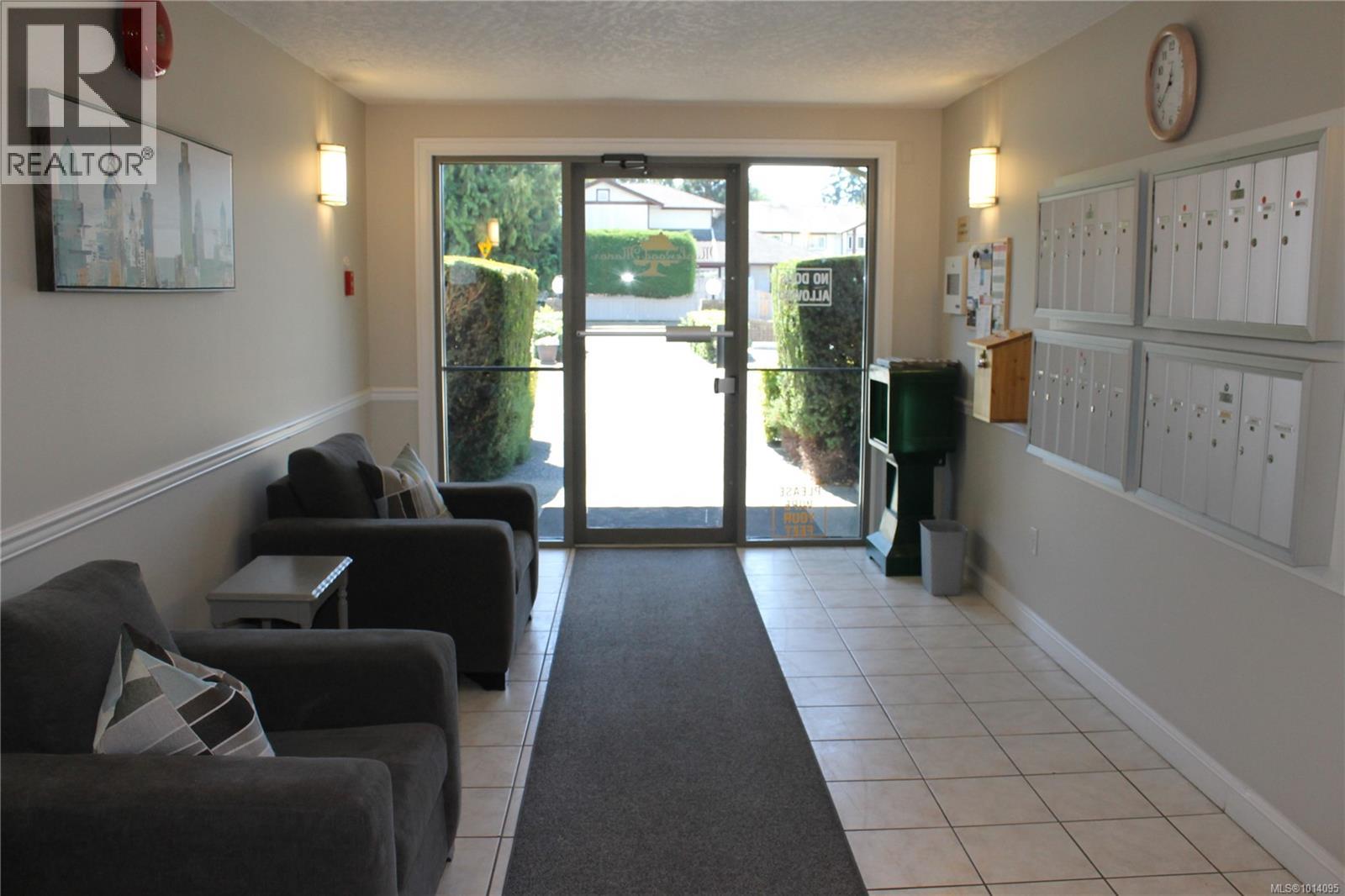 308 671 Trunk Rd, Duncan
