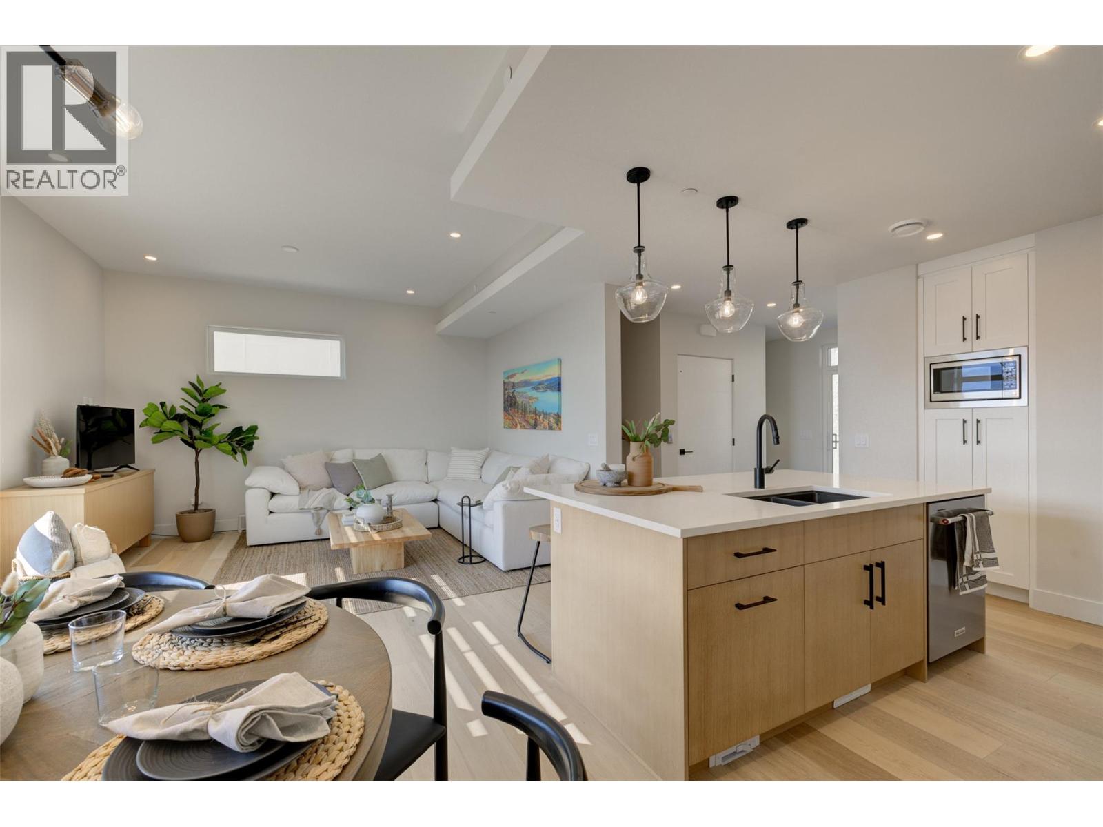  5992 Princess Street, Peachland