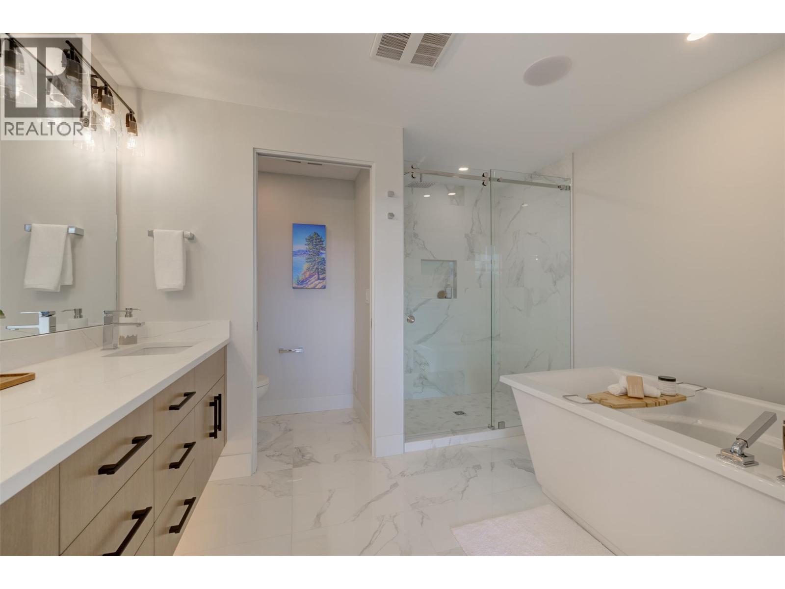  5992 Princess Street, Peachland