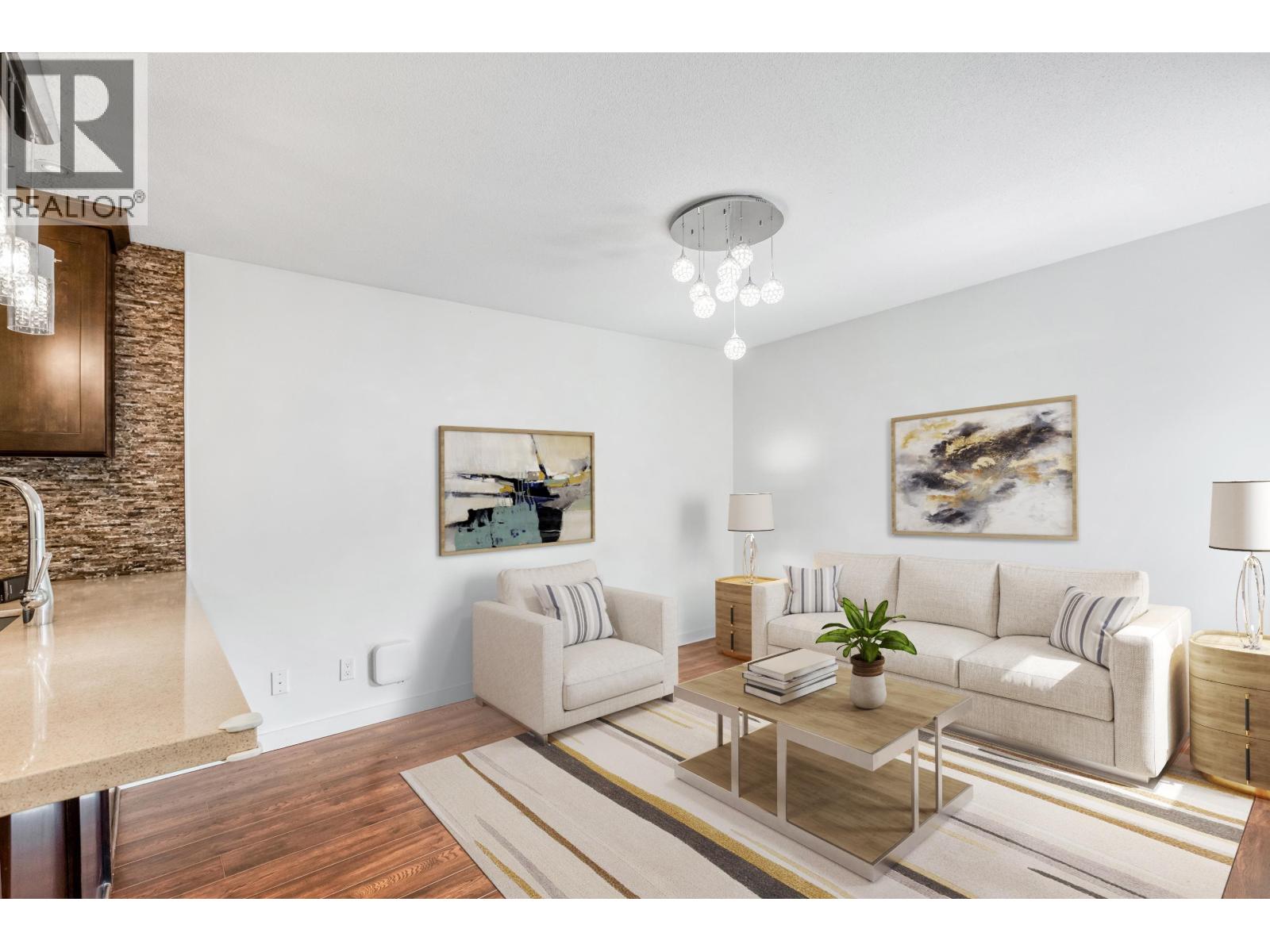 2886 MT SEYMOUR PARKWAY, North Vancouver
