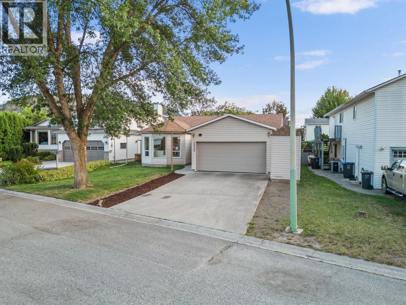  2050 Zinnia Road, Kelowna