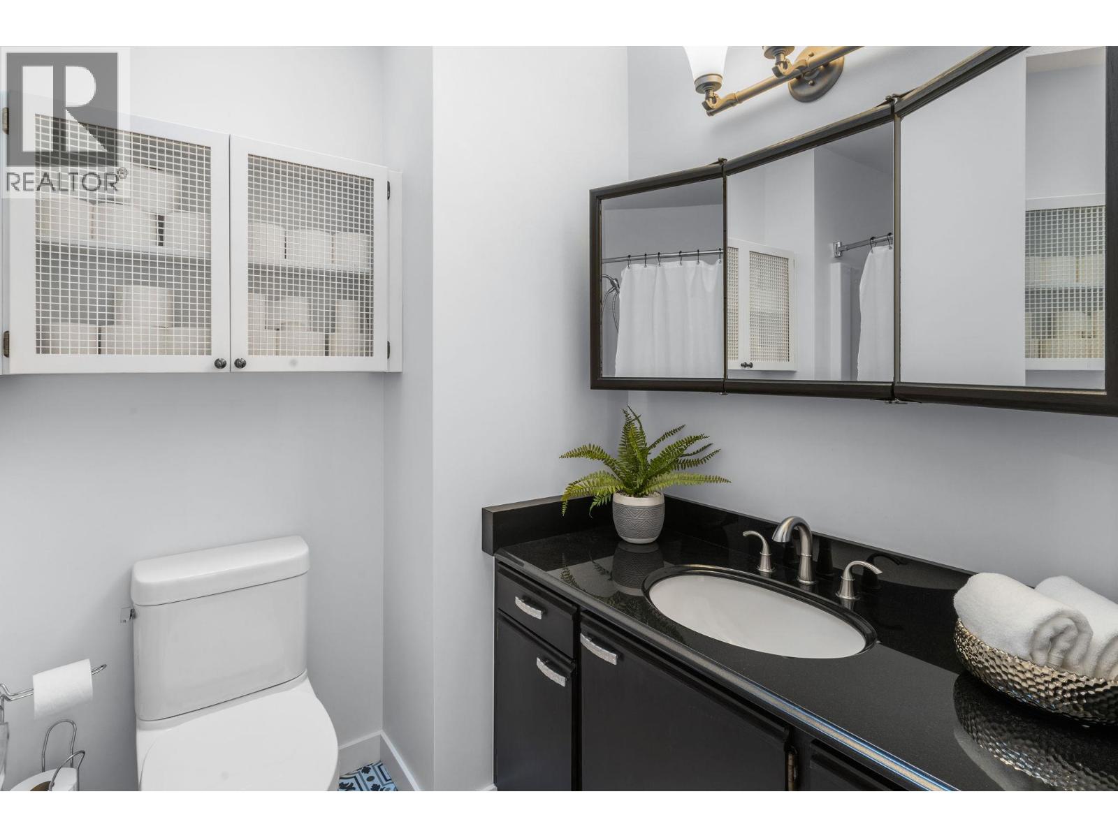  2050 Zinnia Road, Kelowna