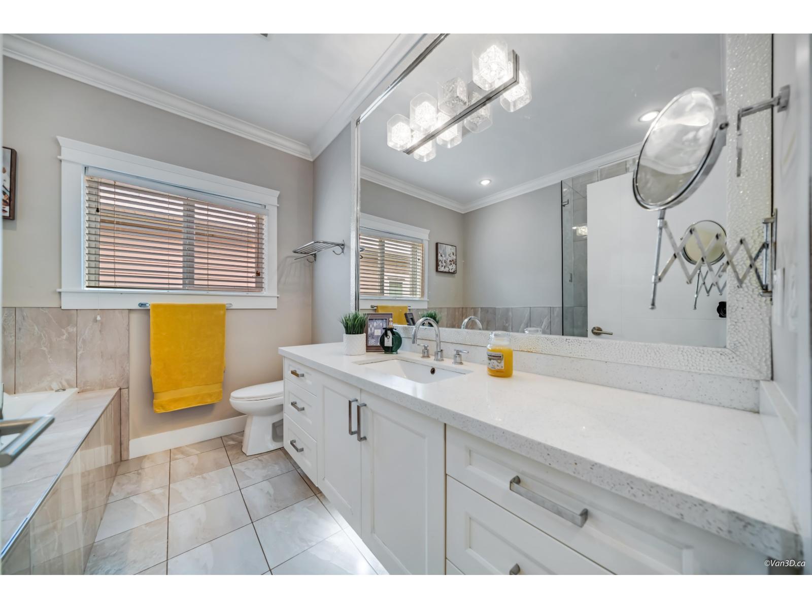 3 1426 FINLAY STREET, White Rock