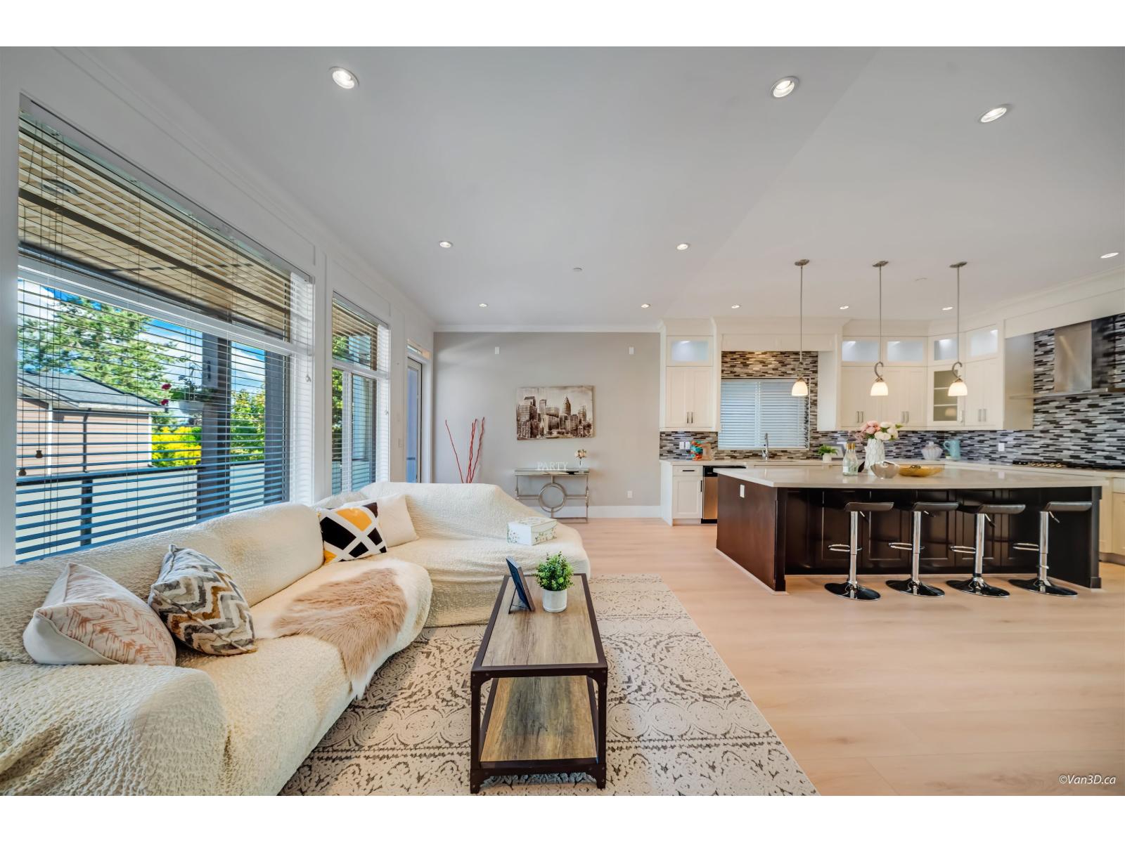 3 1426 FINLAY STREET, White Rock