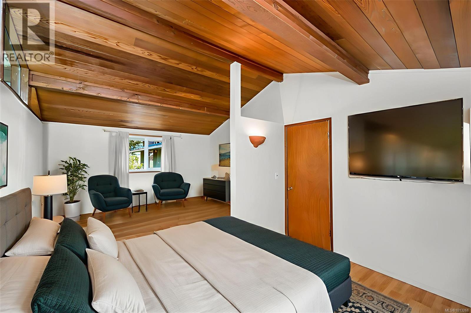 3840 Telegraph Rd, Cobble Hill