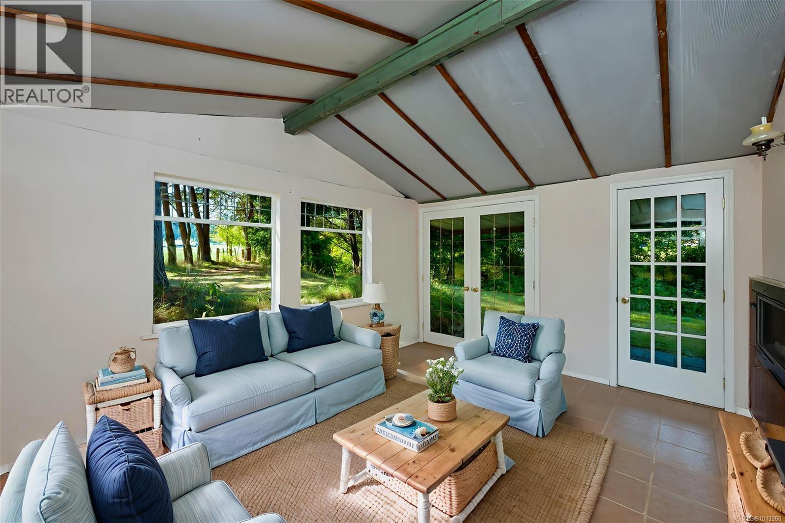 3840 Telegraph Rd, Cobble Hill
