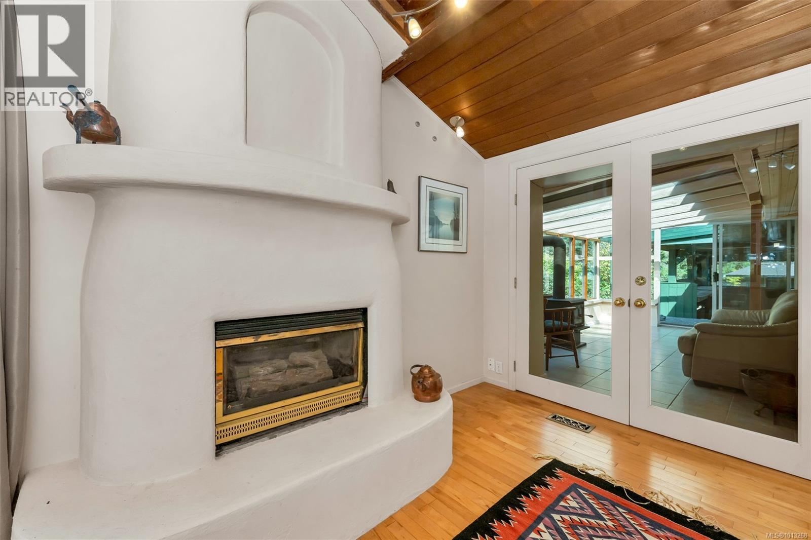 3840 Telegraph Rd, Cobble Hill