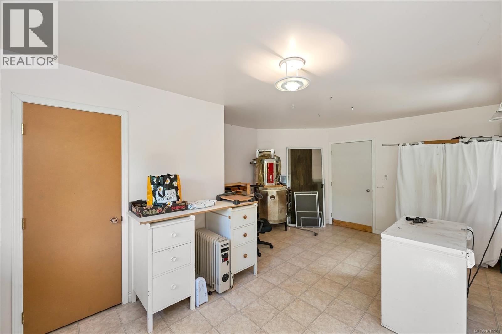 3840 Telegraph Rd, Cobble Hill