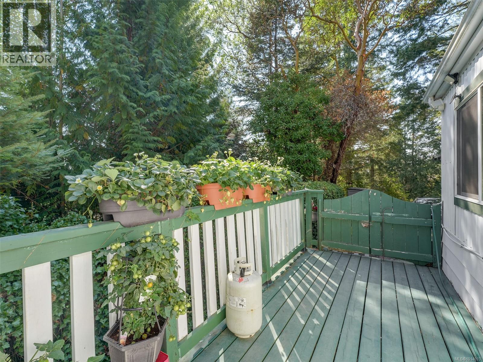 97 5838 Blythwood Road, Sooke