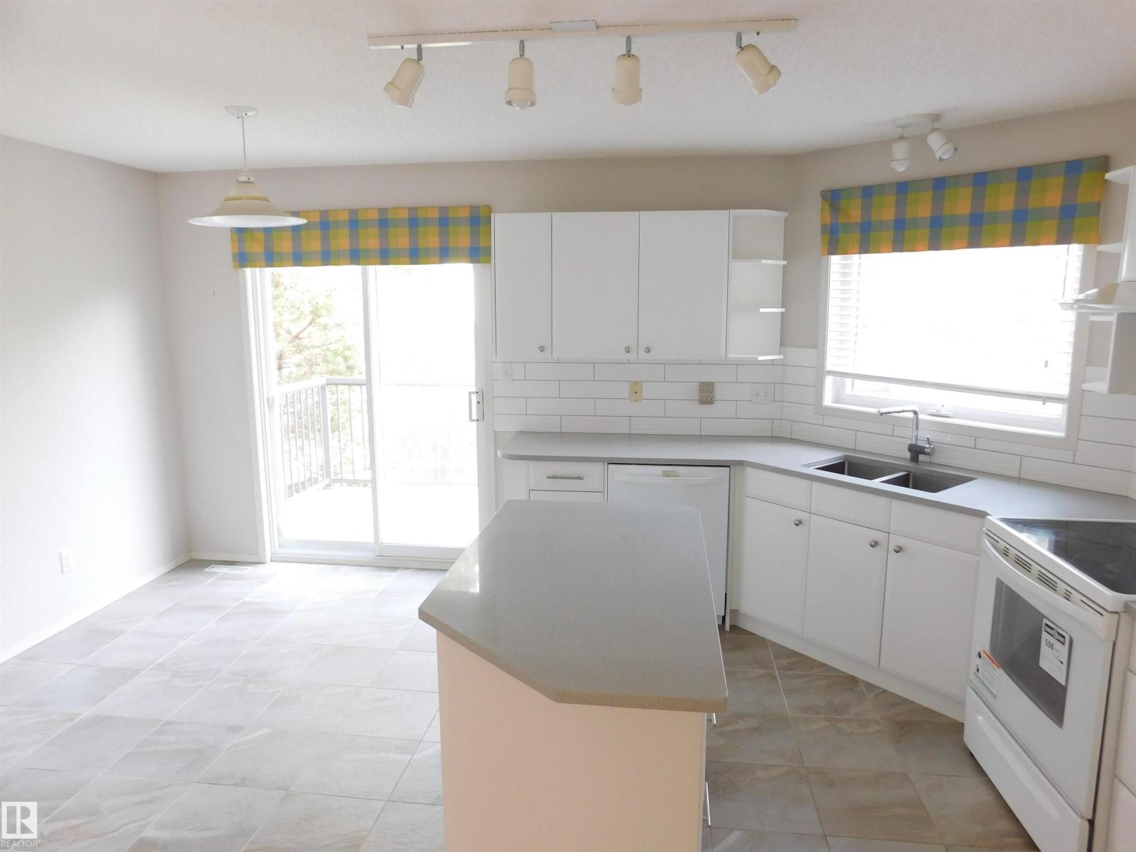 #26 1295 CARTER CREST RD NW, Edmonton