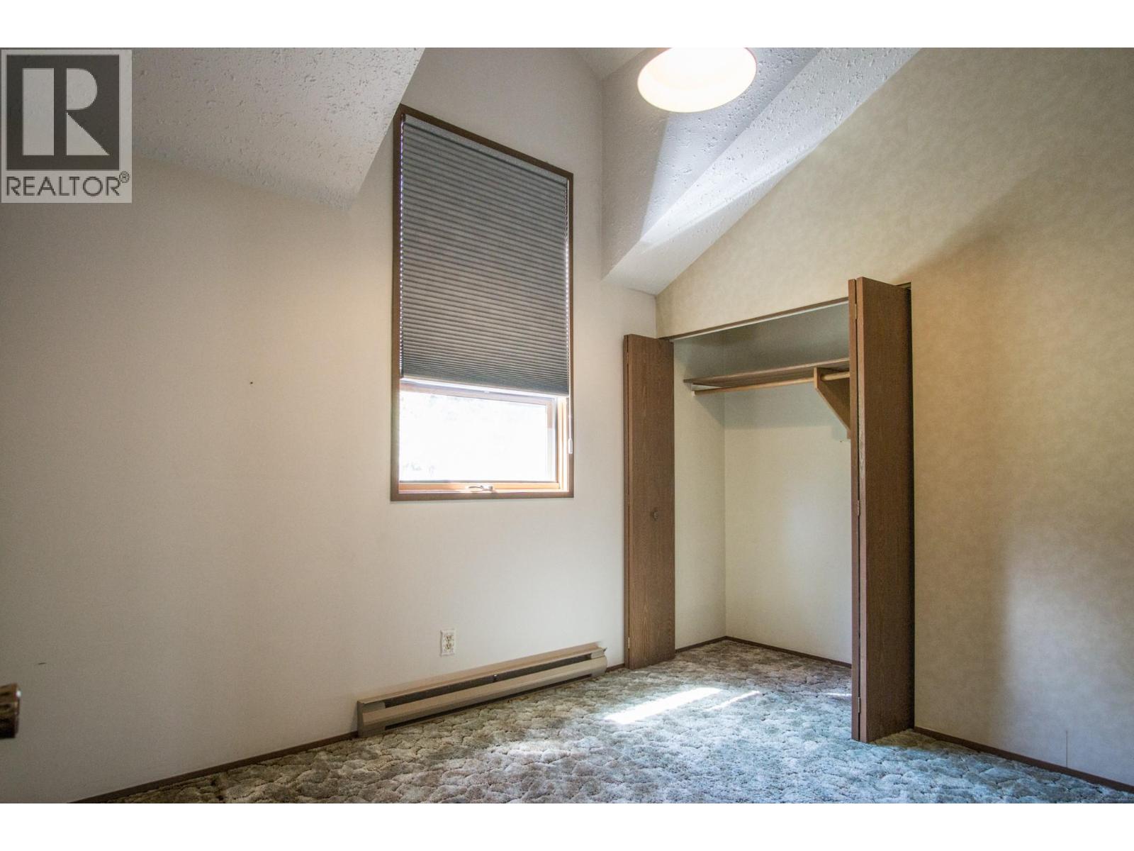 1049 Swansea Road, Invermere