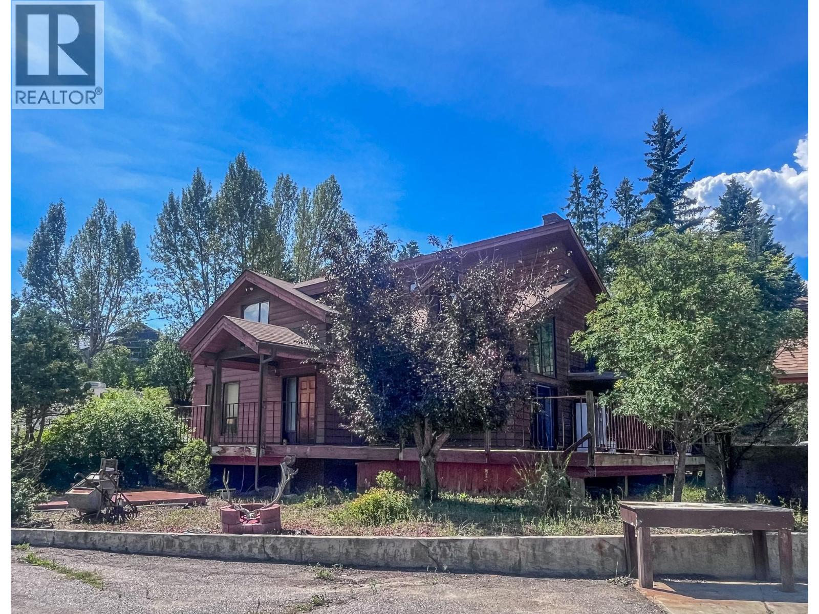 1049 Swansea Road, Invermere