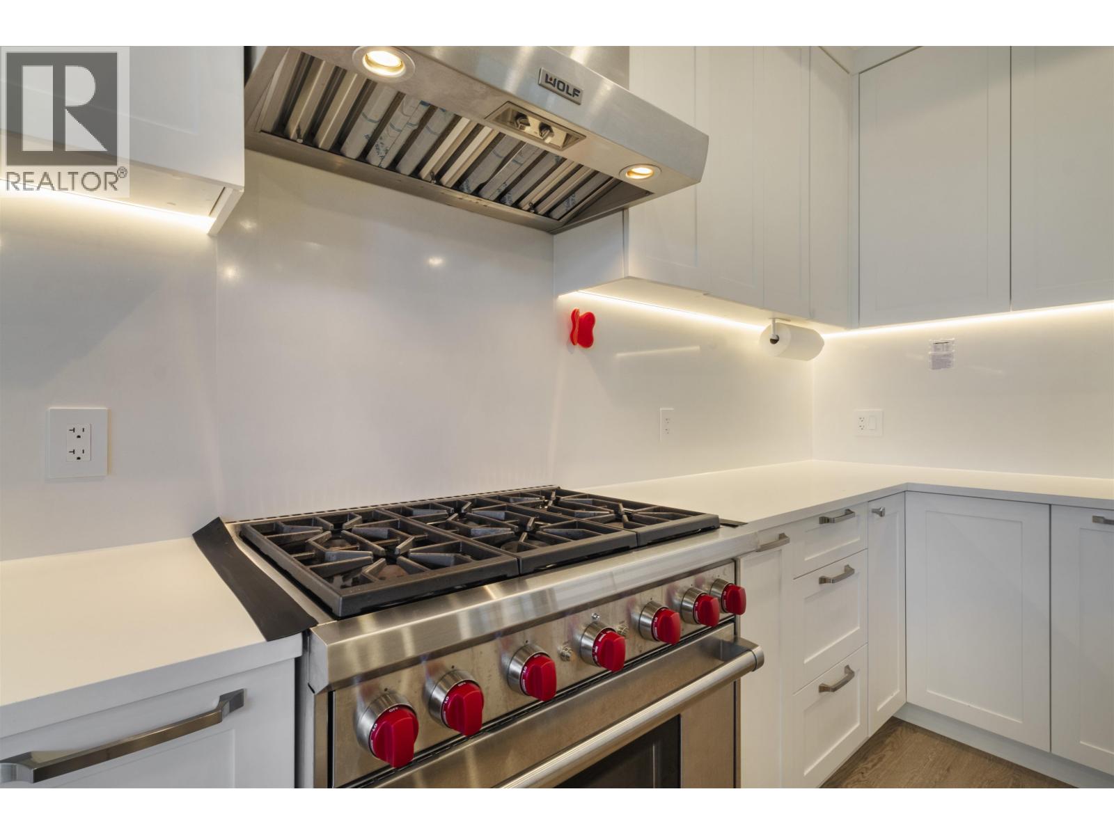 4761 HAZELNUT WAY, Tsawwassen