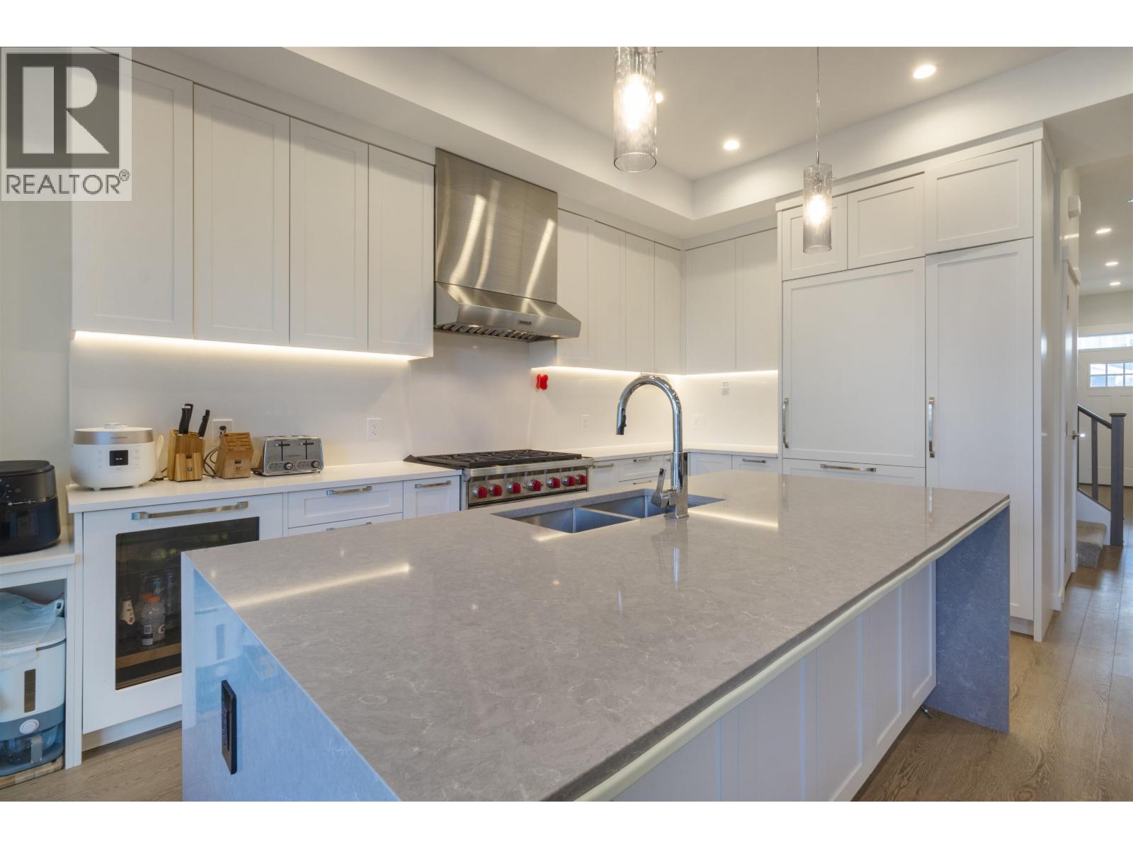4761 HAZELNUT WAY, Tsawwassen