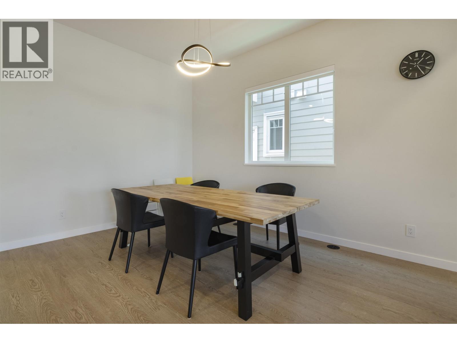 4761 HAZELNUT WAY, Tsawwassen
