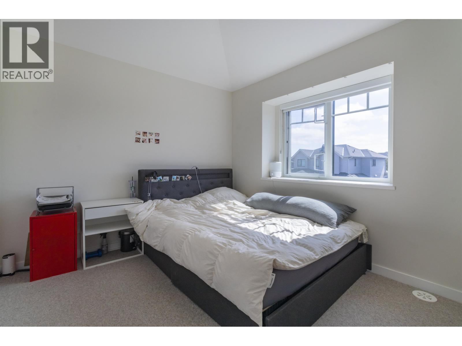4761 HAZELNUT WAY, Tsawwassen