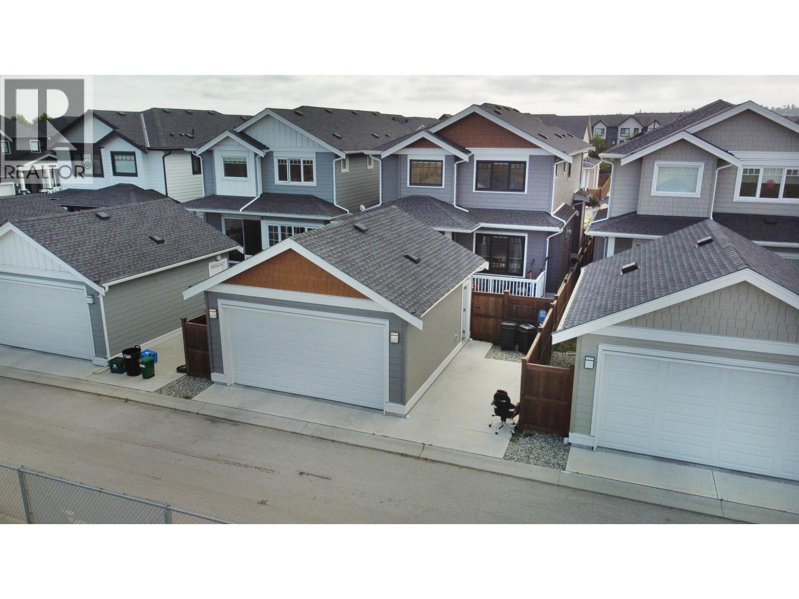 4761 HAZELNUT WAY, Tsawwassen