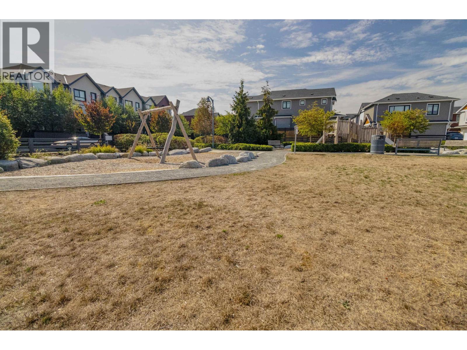 4761 HAZELNUT WAY, Tsawwassen