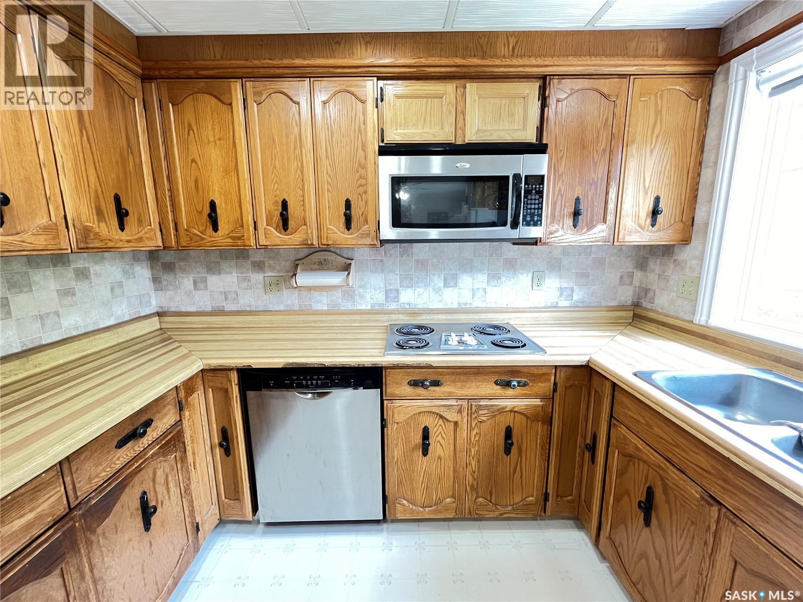202 HOOD STREET - 14