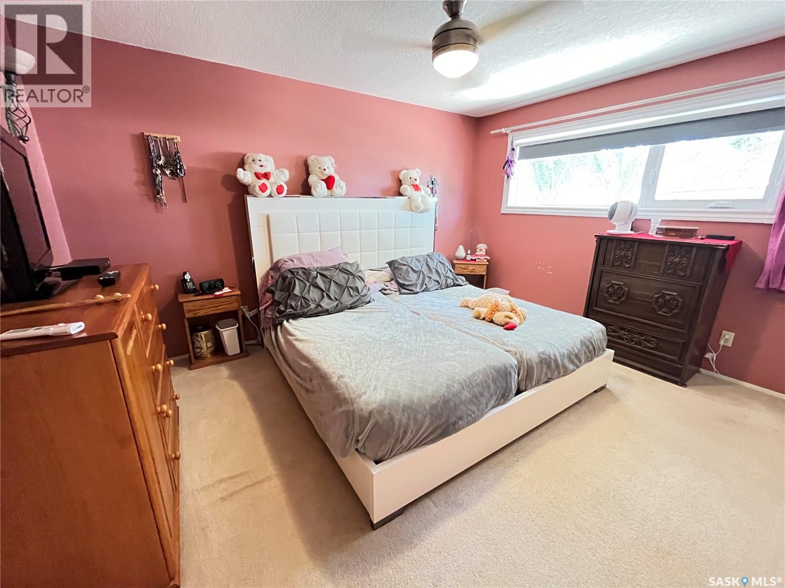 202 HOOD STREET - 21