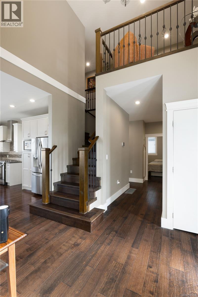  2287 Nicklaus Drive, Langford