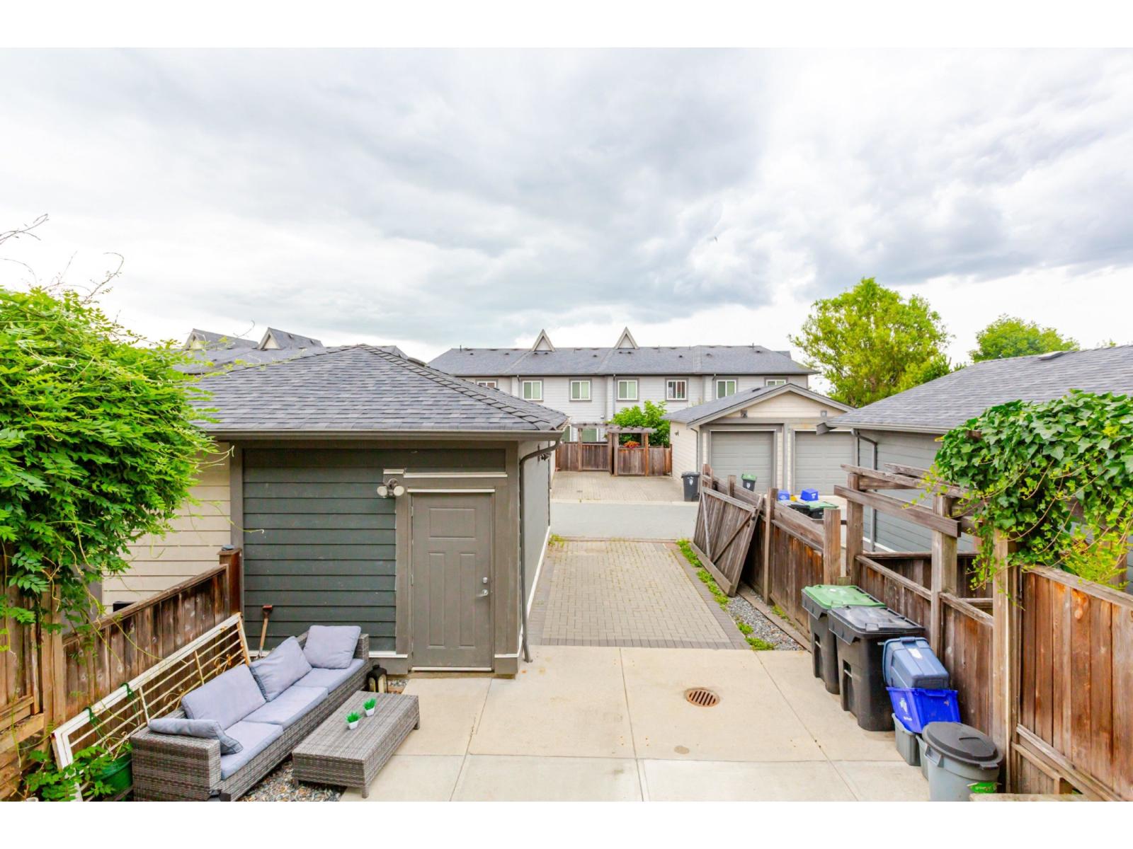 21081 80 AVENUE, Langley