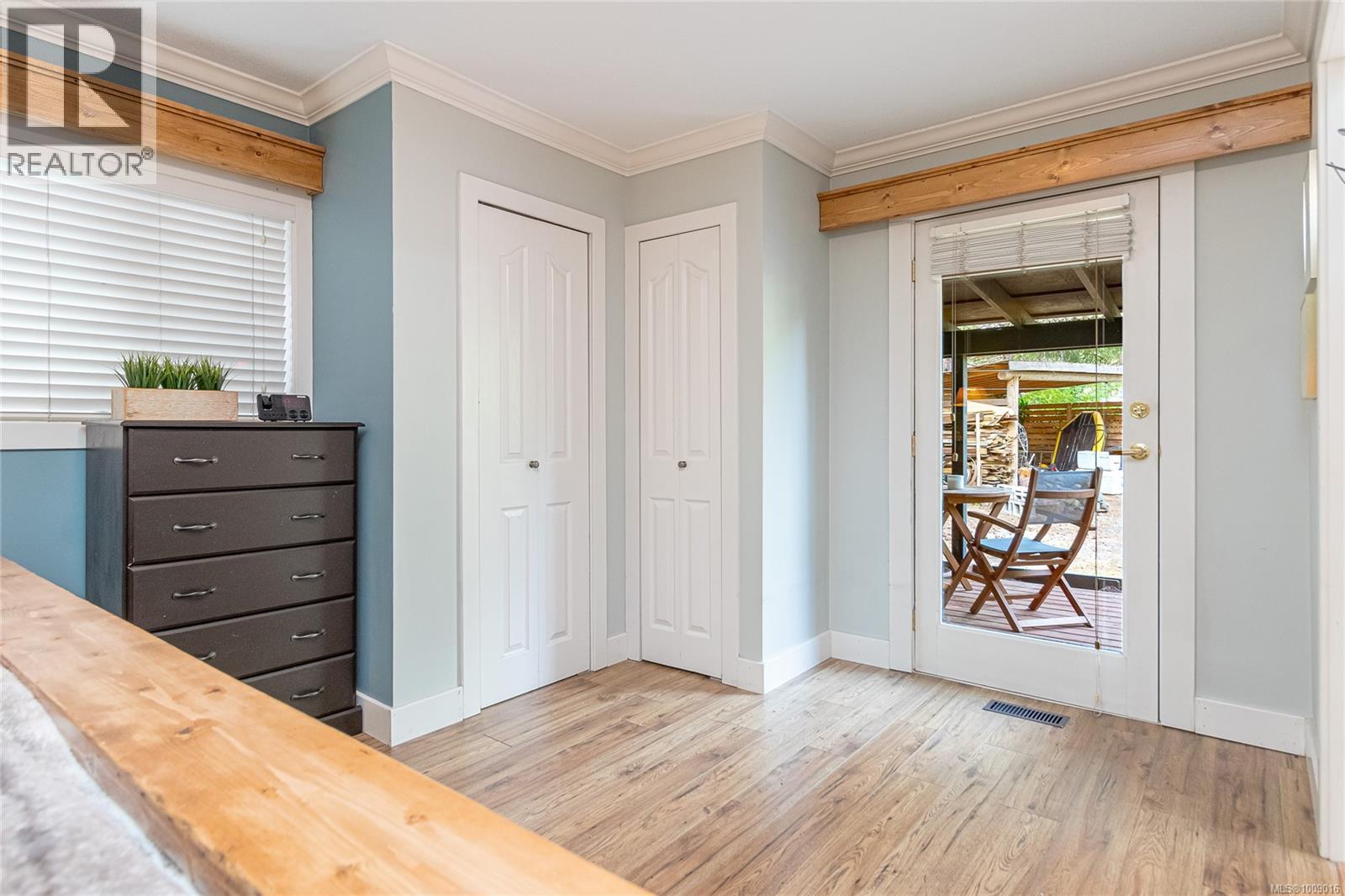 6368 Island Hwy W, Qualicum Beach