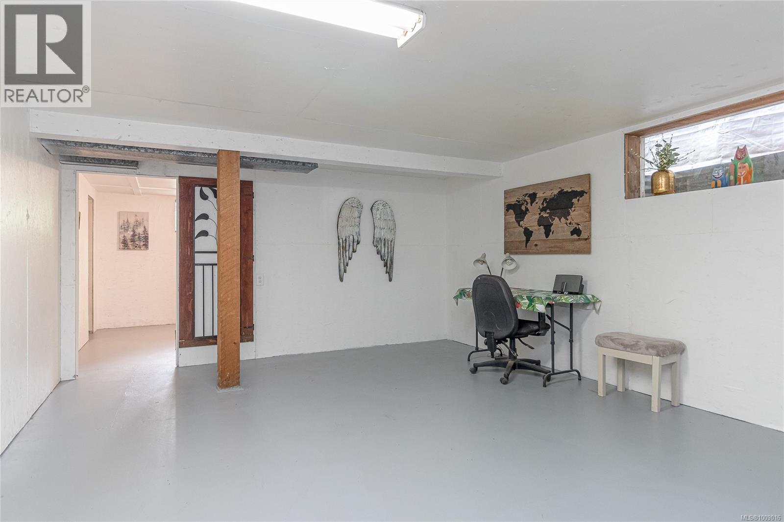 6368 Island Hwy W, Qualicum Beach
