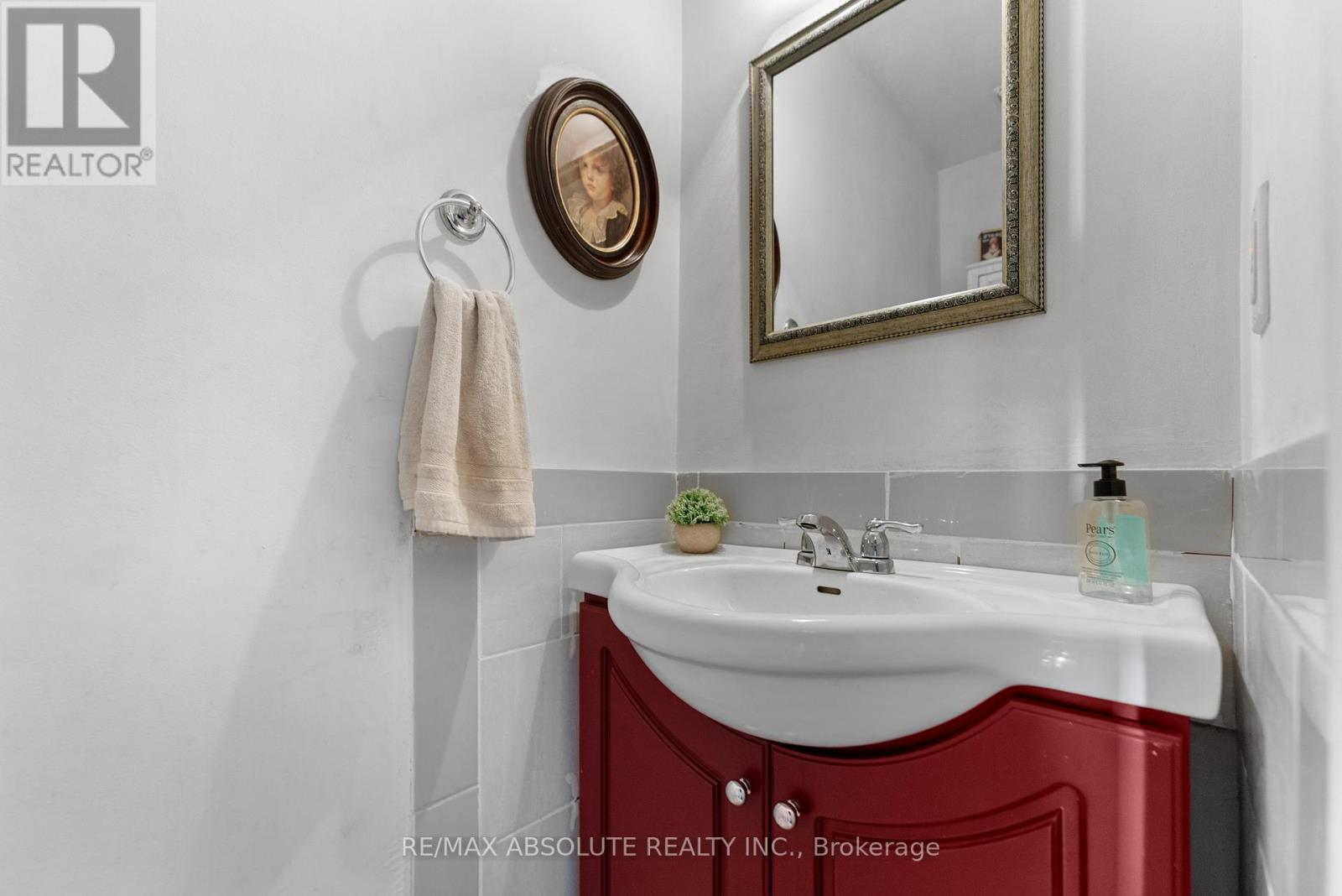 Powder room