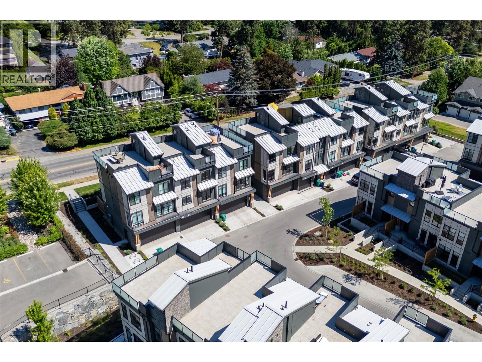 116 1455 Cara Glen Court, Kelowna