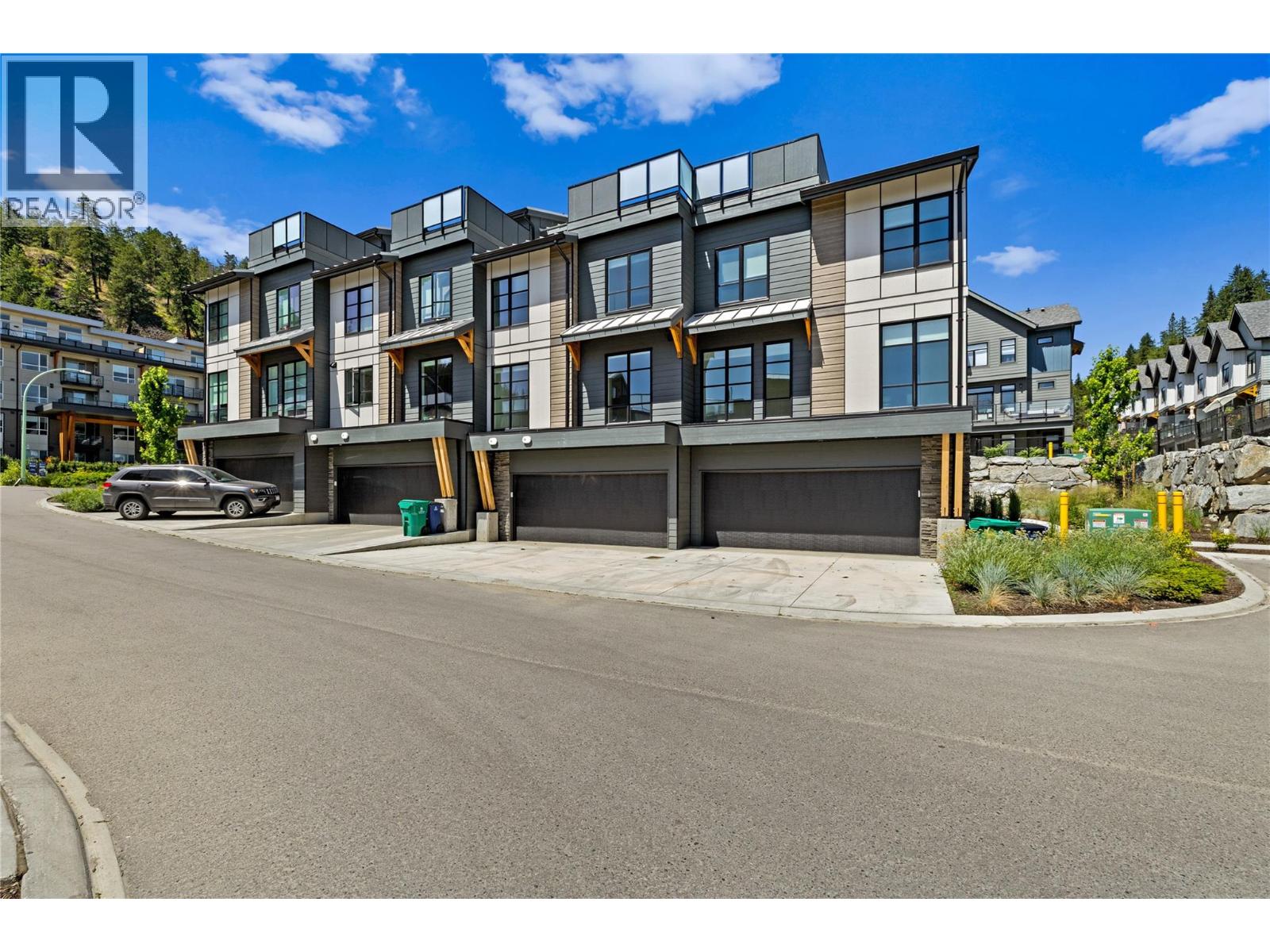 103 1455 Cara Glen Court, Kelowna