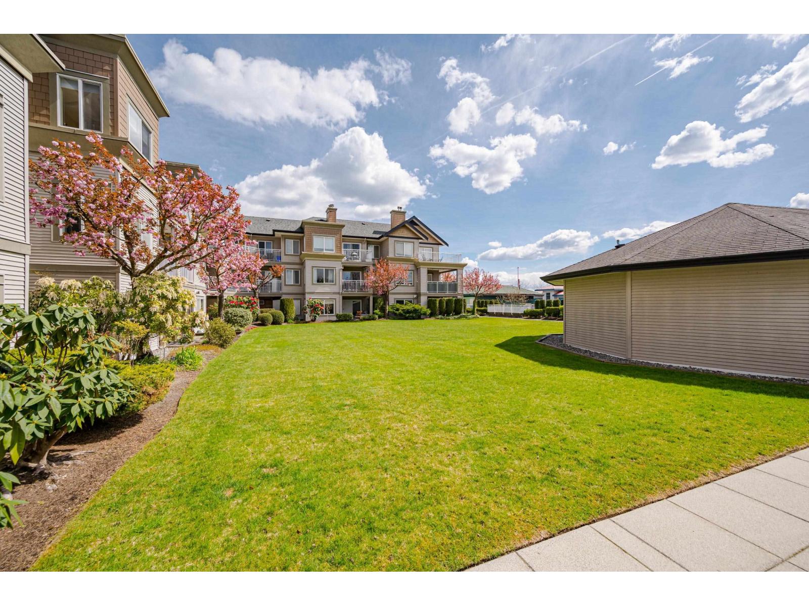 415 6359 198 STREET, Langley