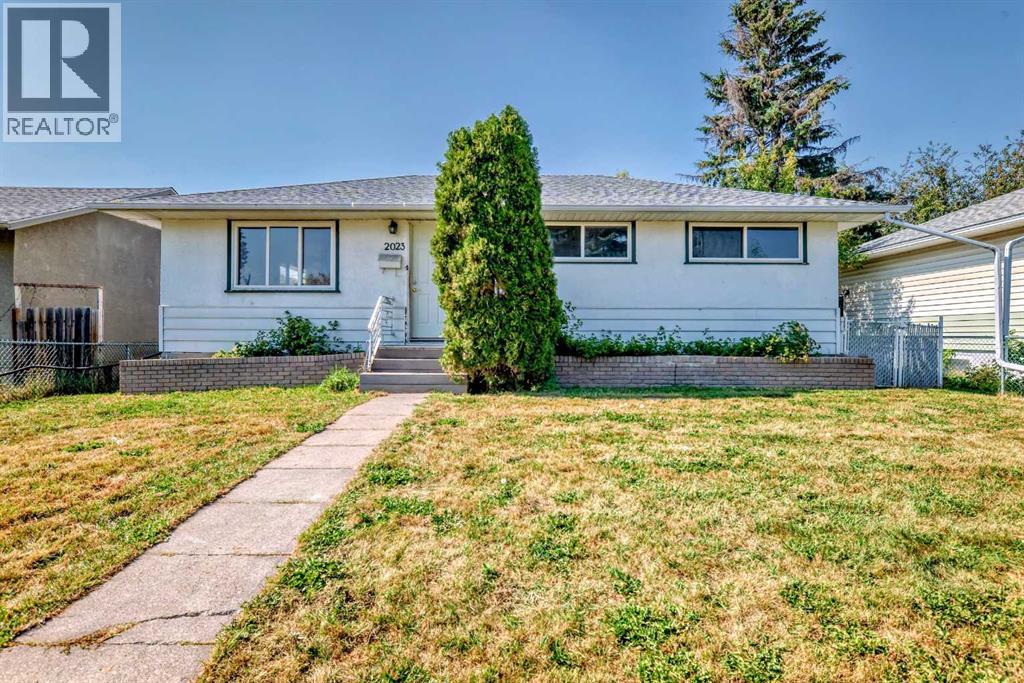 Single Family House Bungalow for Sale in   Street SE Forest Lawn Calgary 
