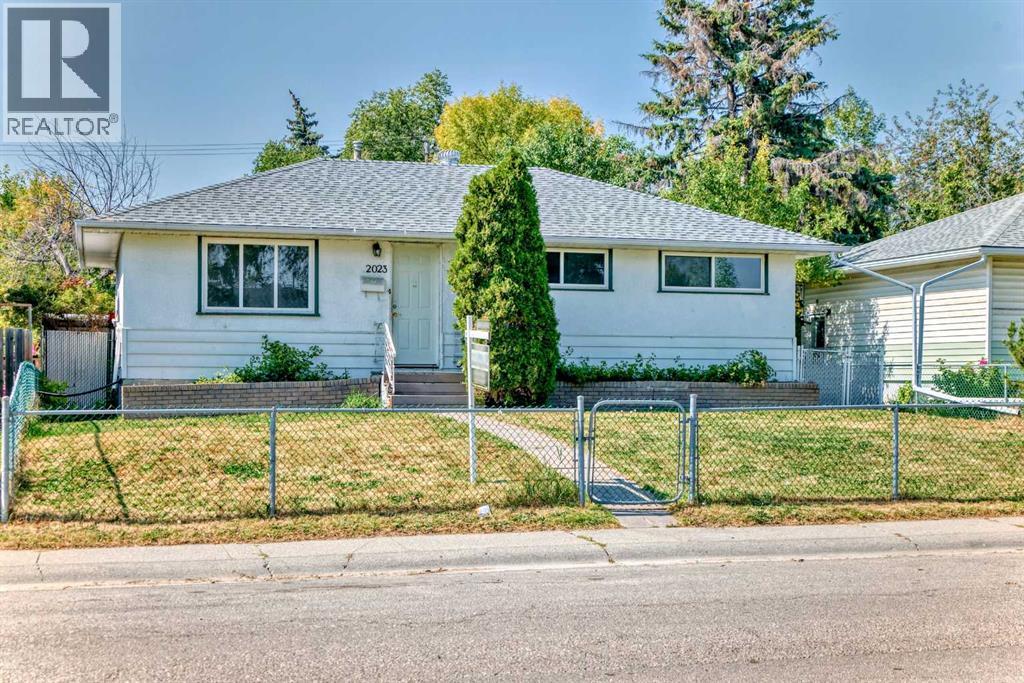 Single Family House Bungalow for Sale in   Street SE Forest Lawn Calgary 