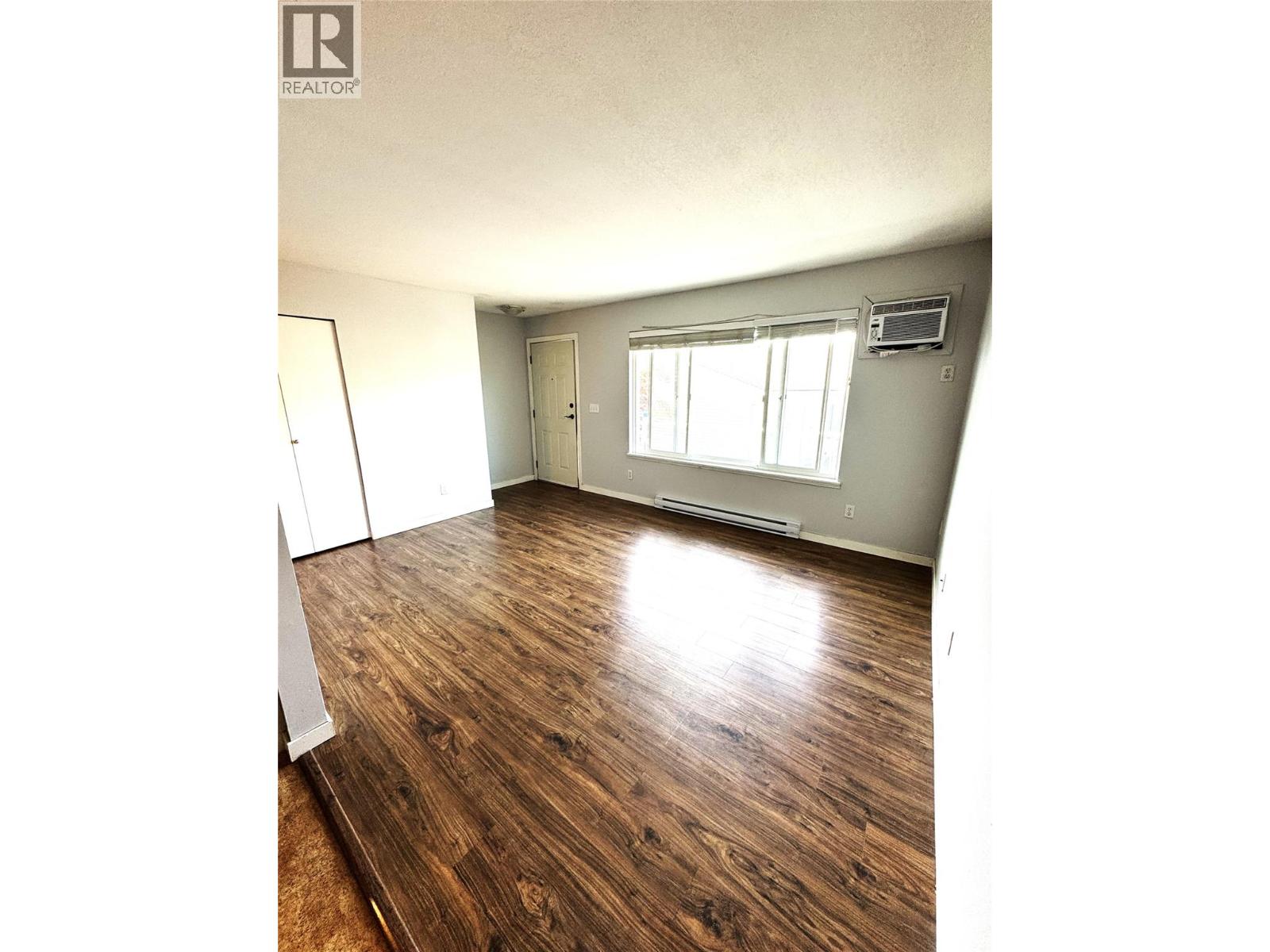 209 4305 Bellevue Drive, Vernon
