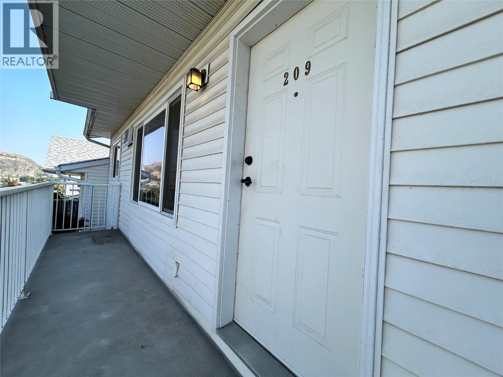 209 4305 Bellevue Drive, Vernon