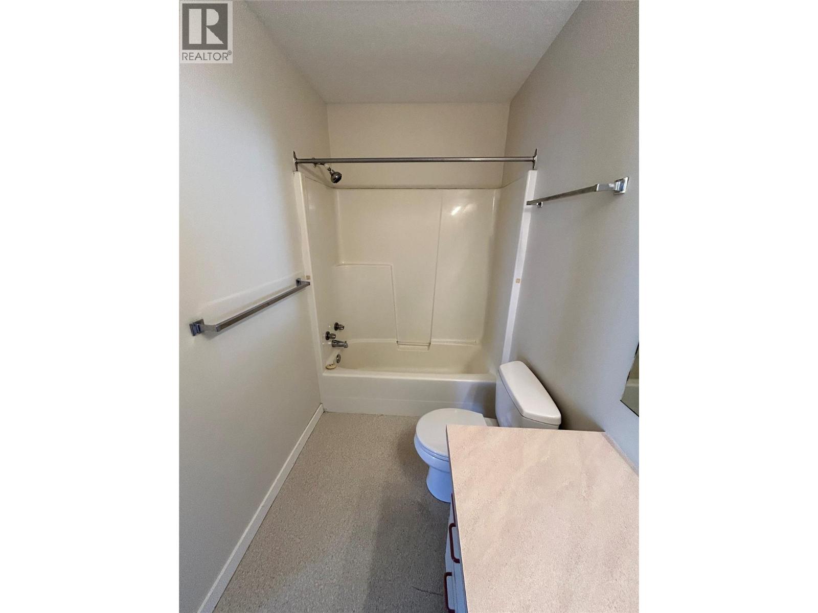 209 4305 Bellevue Drive, Vernon