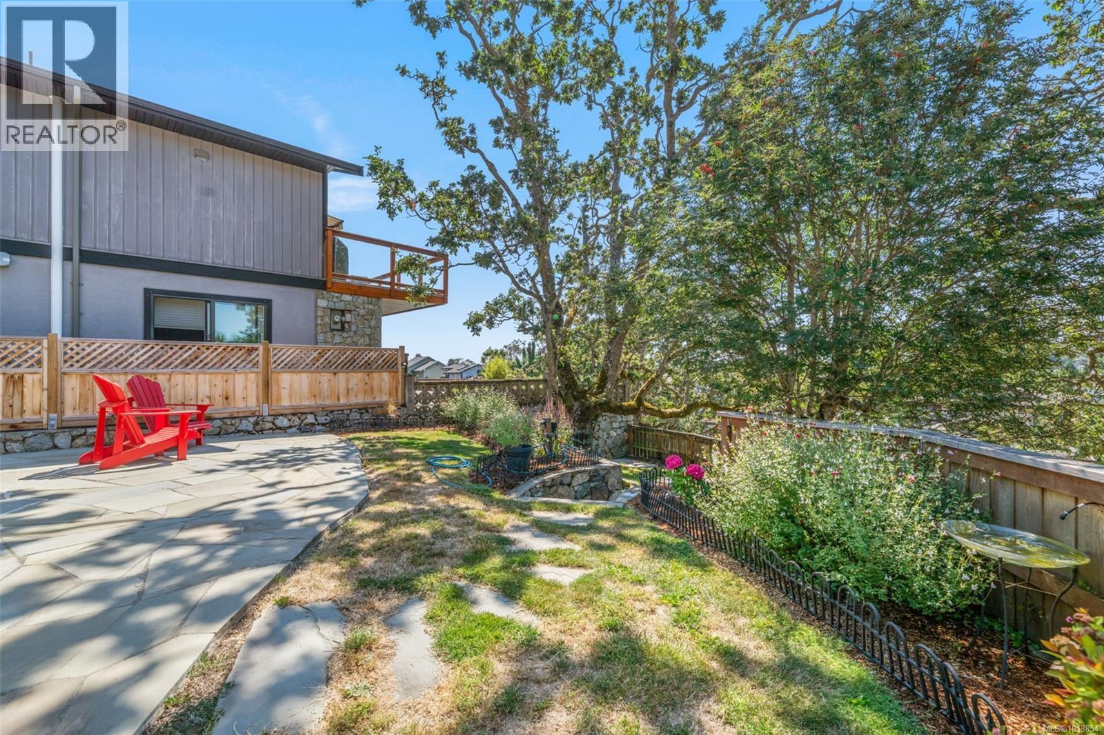  1286 Ocean View Drive, Saanich