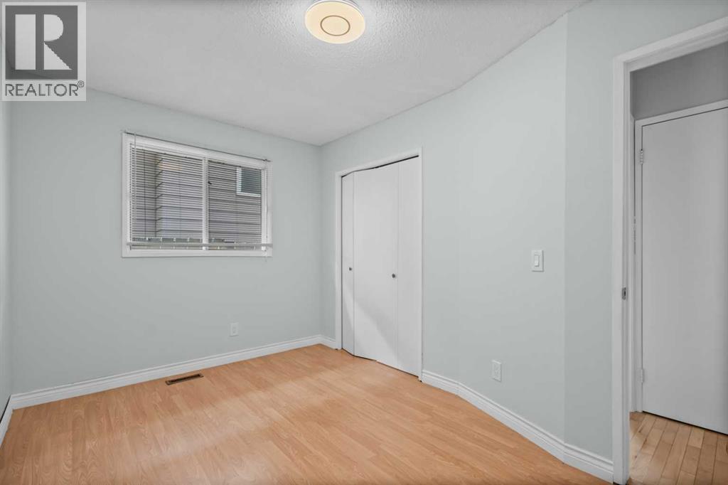 Single Family House Bungalow for Sale in  Dover Ridge Court SE Dover Calgary 