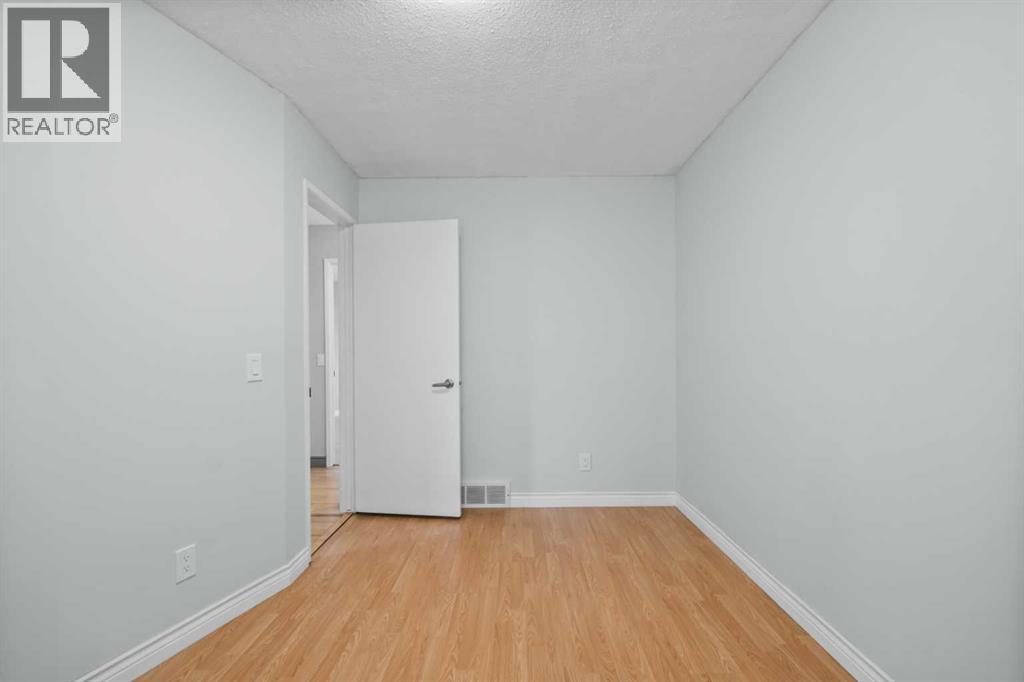 Single Family House Bungalow for Sale in  Dover Ridge Court SE Dover Calgary 