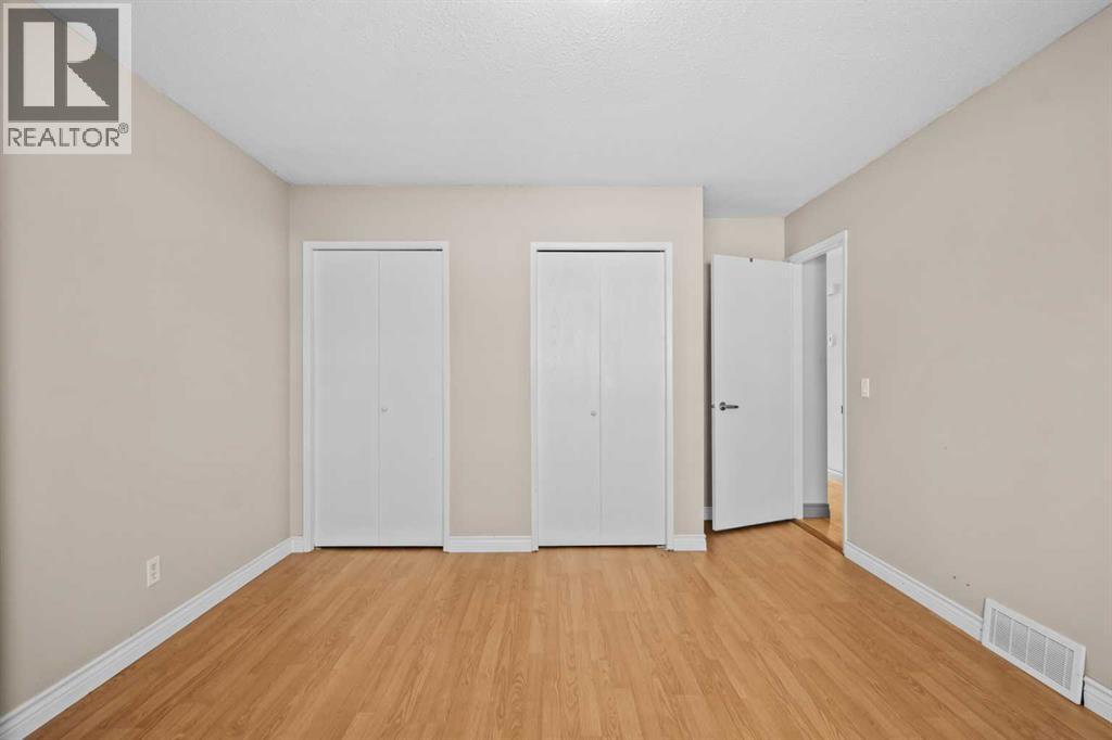 Single Family House Bungalow for Sale in  Dover Ridge Court SE Dover Calgary 