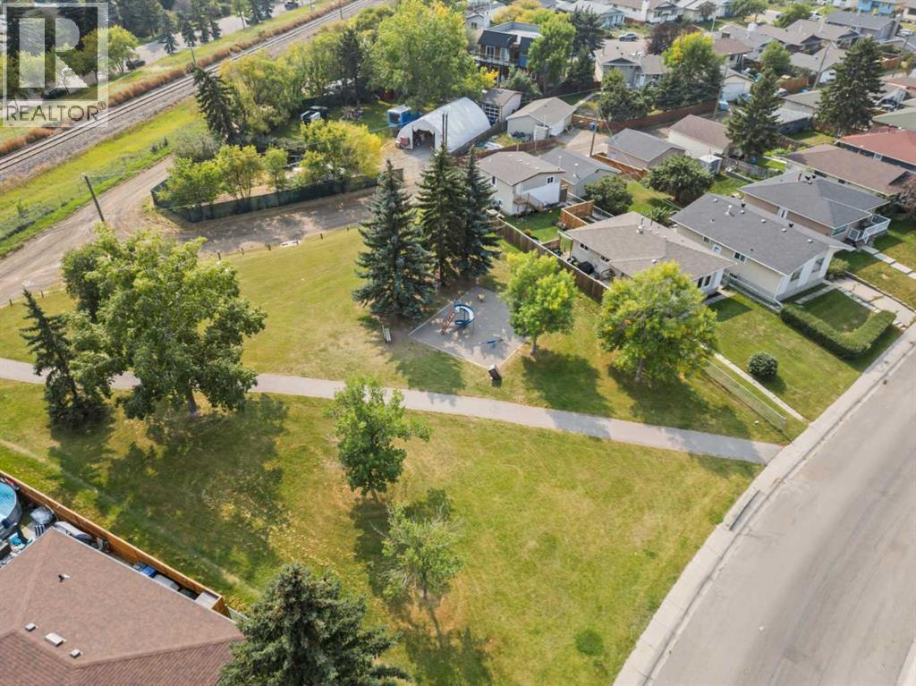 Single Family House Bungalow for Sale in  Dover Ridge Court SE Dover Calgary 