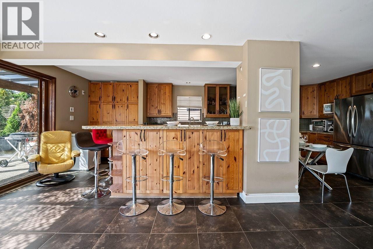 3435 ST. GEORGES AVENUE, North Vancouver