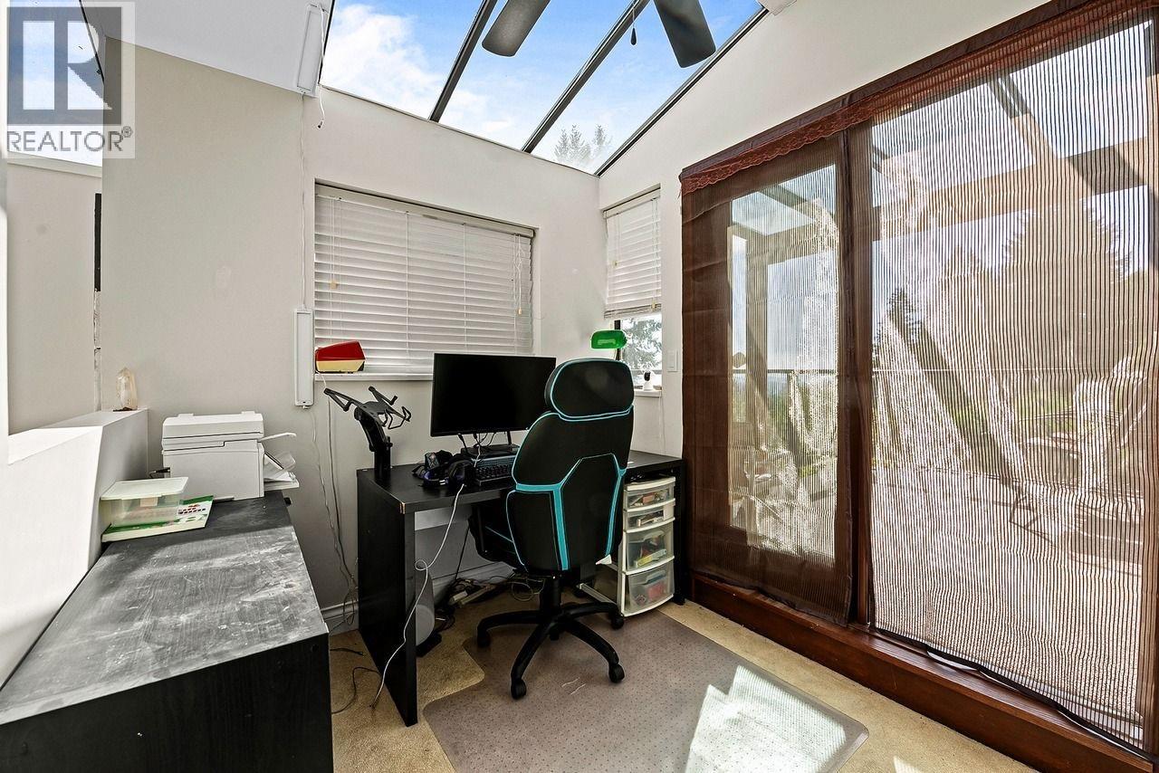 3435 ST. GEORGES AVENUE, North Vancouver