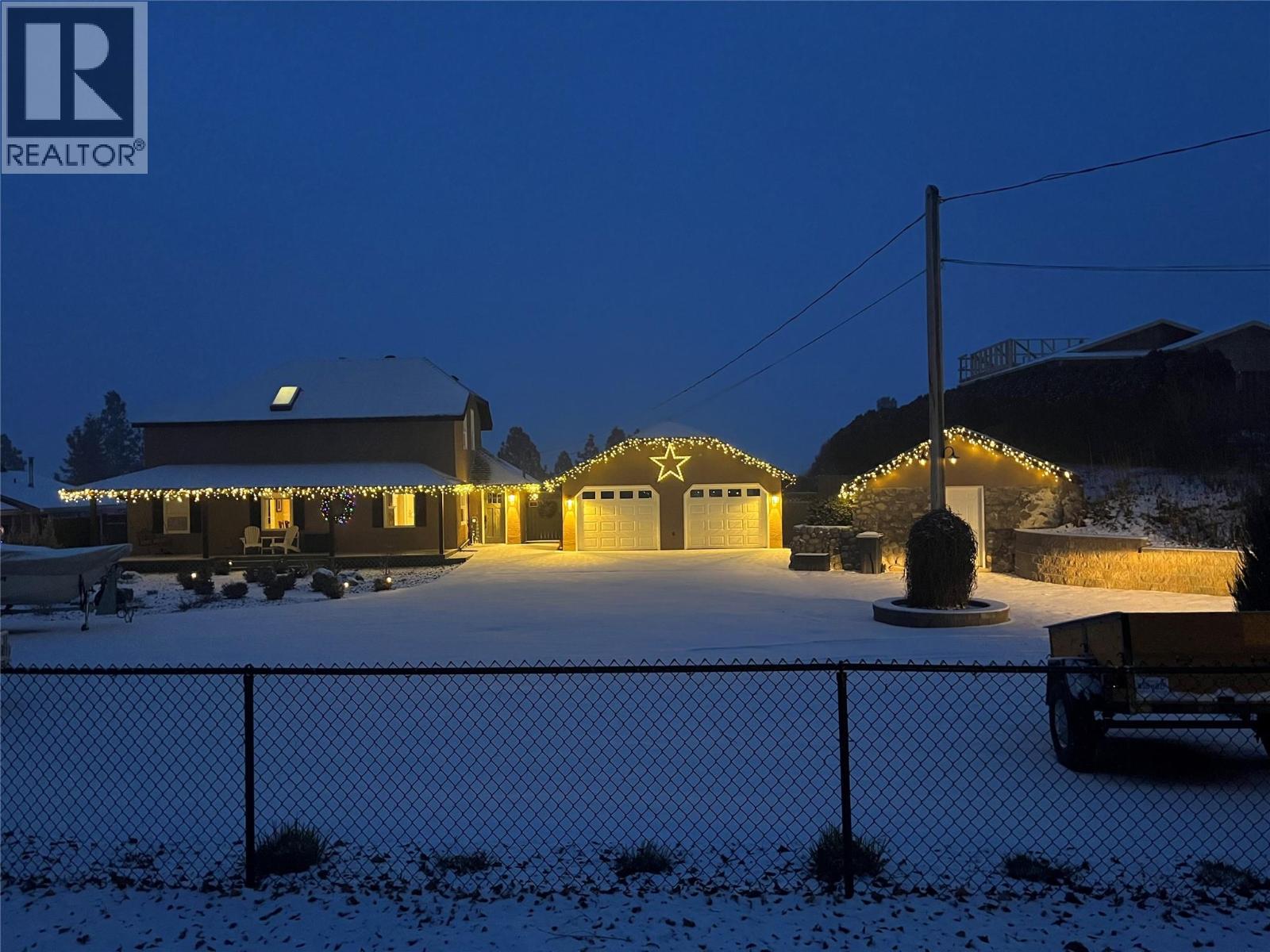 6207 Whinton Crescent, Peachland